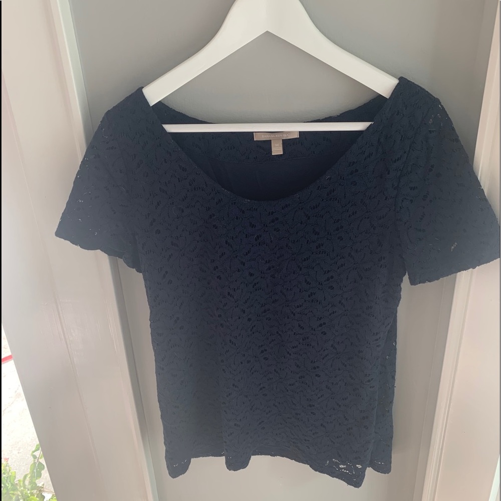 Banana Rebpulic Crochet Short Sleeve Top